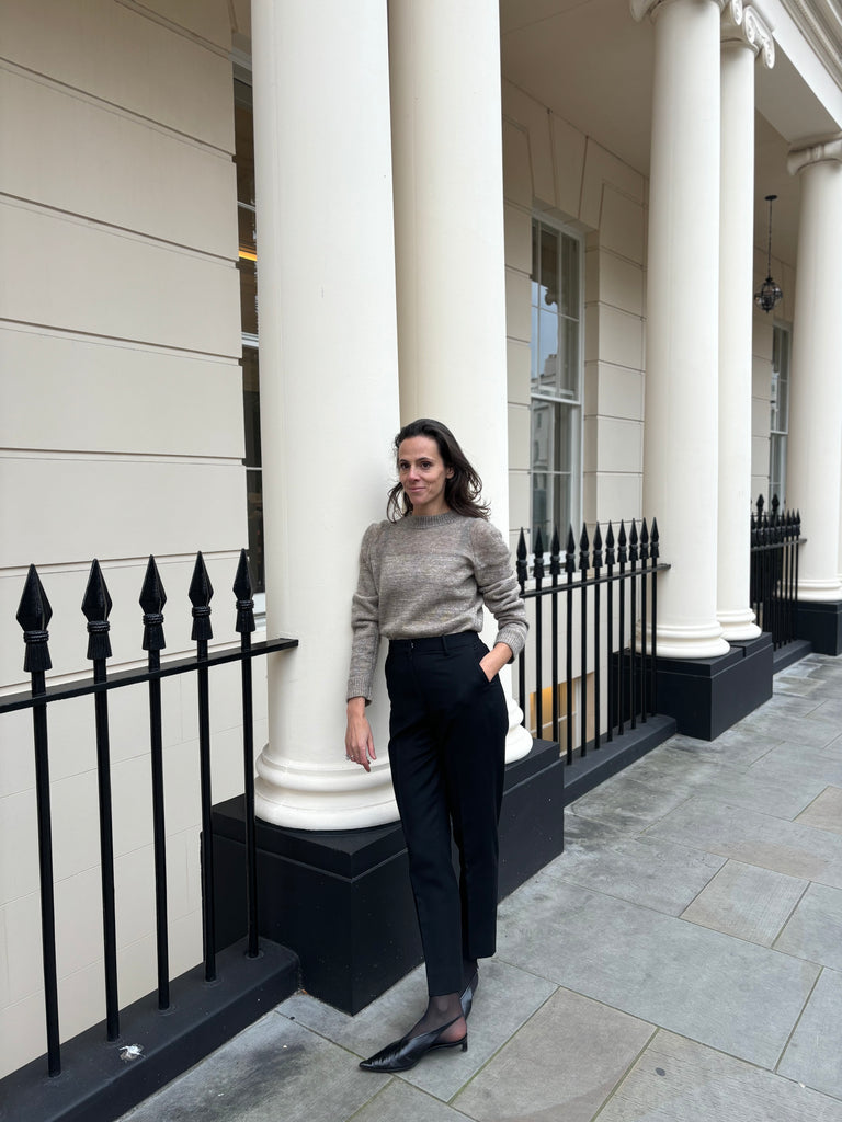 MONA WIE Freddy Trousers Fit and Drape