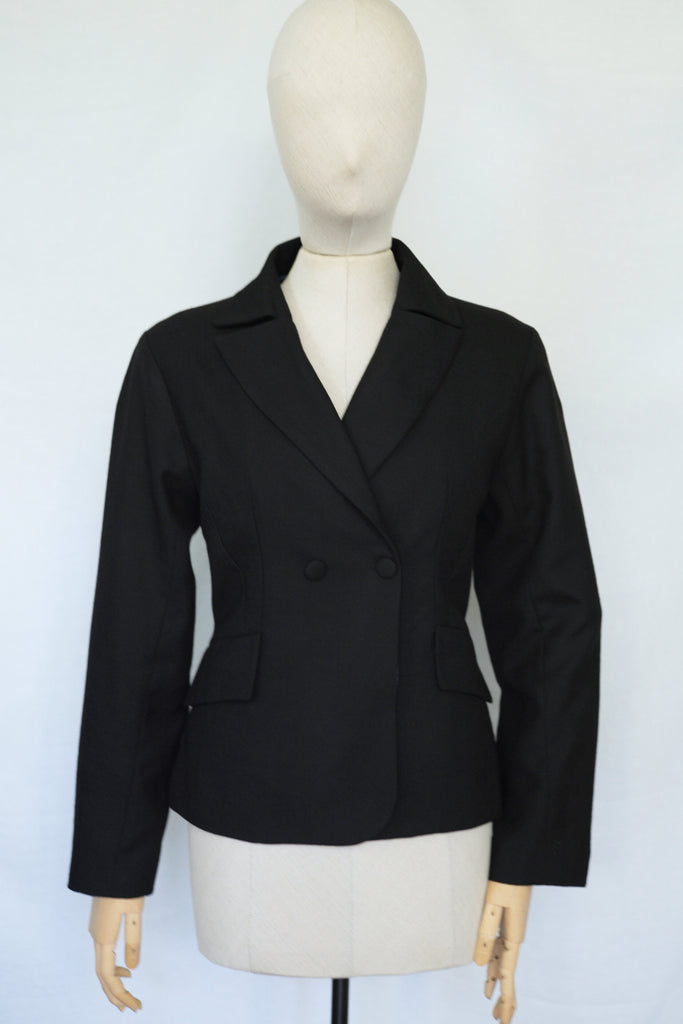 Capucine blazer in dark blue wool crepe - front view