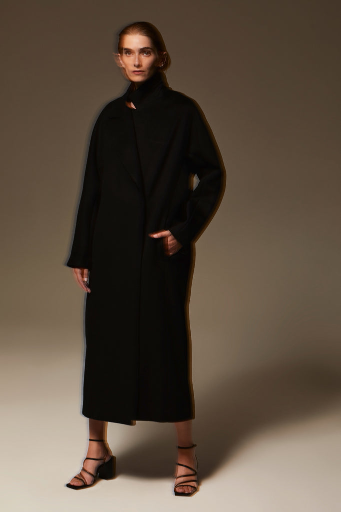 Premium black virgin wool cashmere blend texture of the Jennifer coat.