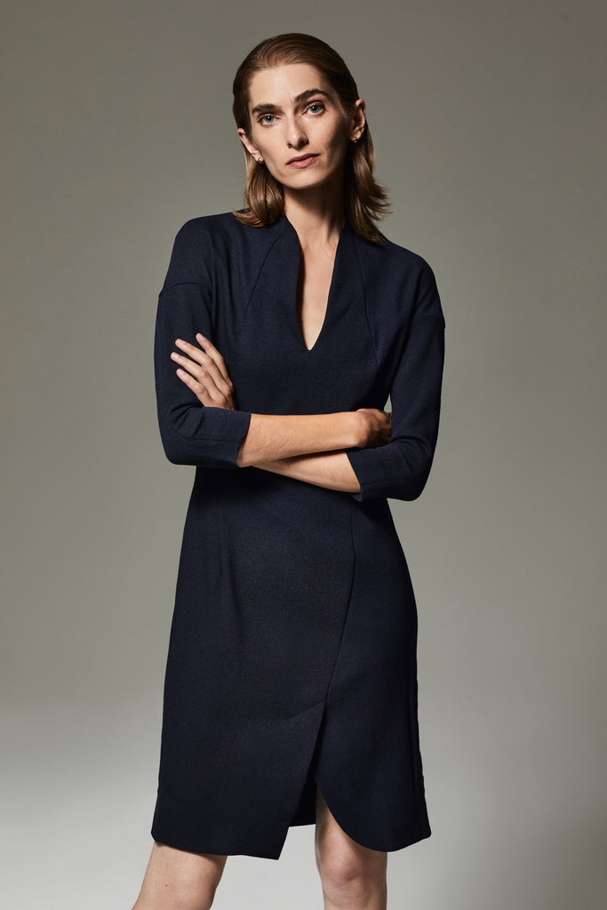 Jacky dress with elegant collar in dark blue wool